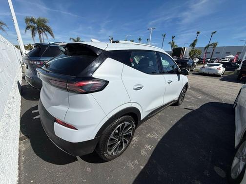 2022 Chevrolet Bolt EUV FWD Premier