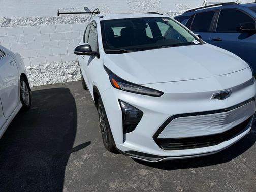 2022 Chevrolet Bolt EUV FWD Premier