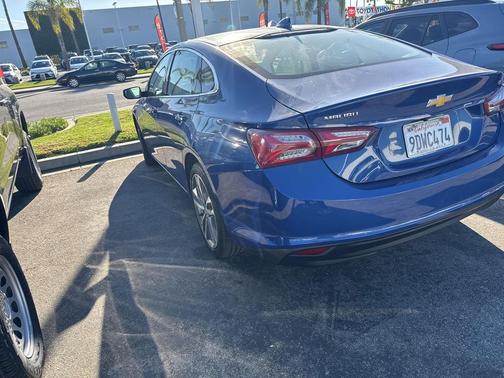 2023 Chevrolet Malibu FWD 2LT