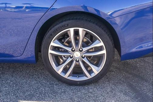 2023 Chevrolet Malibu FWD 2LT