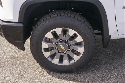 2026 Chevrolet Silverado 2500 Custom