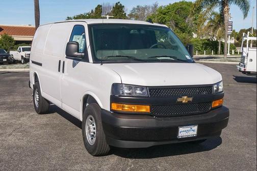 2026 Chevrolet Express 2500 2500 Regular Wheelbase, WT, RWD