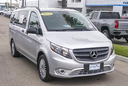 2021 Mercedes-Benz Metris Base