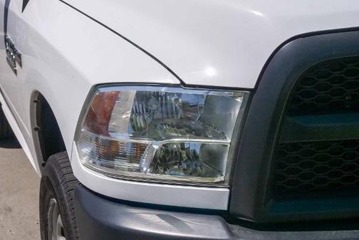 2017 RAM 2500 Tradesman Regular Cab 4x2 8' Box