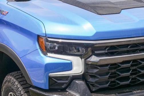 2025 Chevrolet Silverado 1500 ZR2