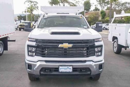 2025 Chevrolet Silverado 3500 WT