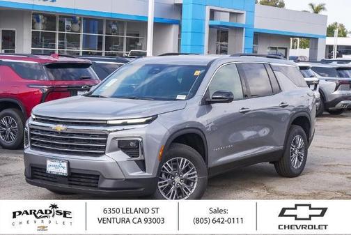 2025 Chevrolet Traverse LT