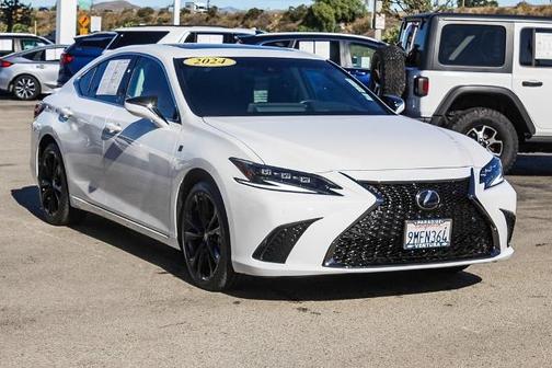 2024 Lexus ES 300h Base