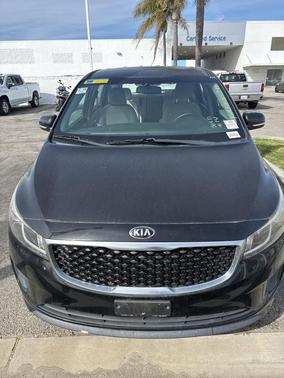 2018 Kia Sedona L