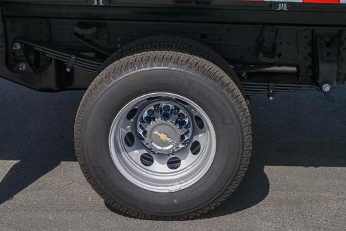 2025 Chevrolet Silverado 3500 WT