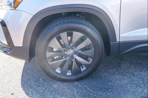 2022 Volkswagen Taos 1.5T S