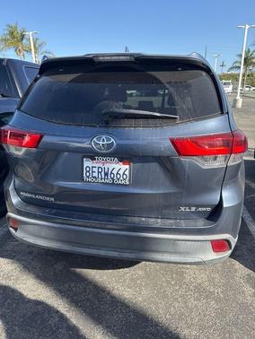 2018 Toyota Highlander SE