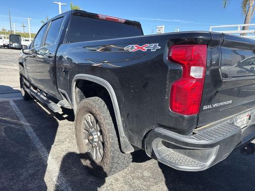 2022 Chevrolet Silverado 2500 Custom