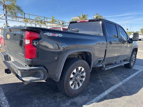 2022 Chevrolet Silverado 2500 Custom