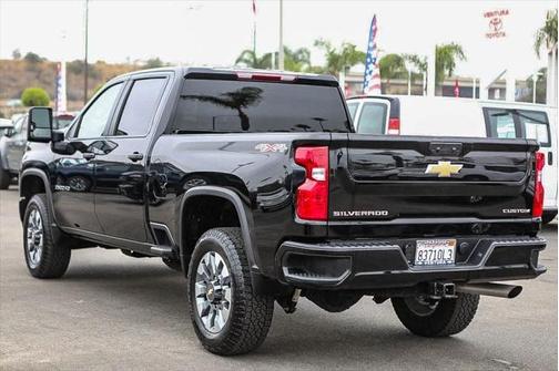 2022 Chevrolet Silverado 2500 Custom