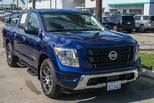 2021 Nissan Titan SV