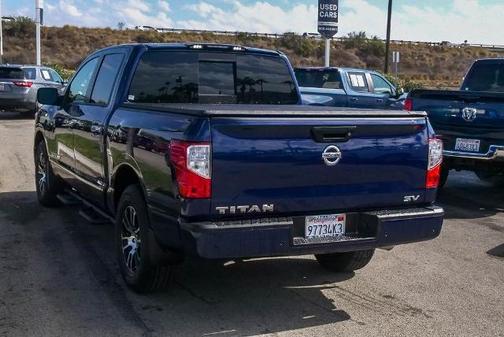 2021 Nissan Titan SV