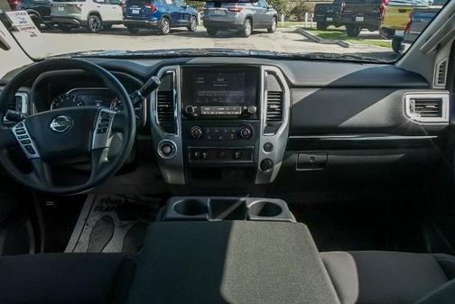 2021 Nissan Titan SV