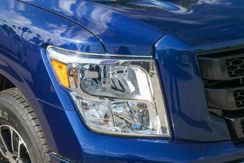 2021 Nissan Titan SV
