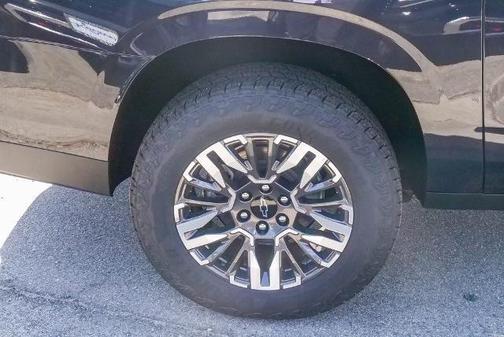 2026 Chevrolet Suburban Z71, 4WD