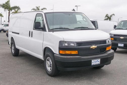 2025 Chevrolet Express 2500 RWD 2500 Extended Wheelbase WT