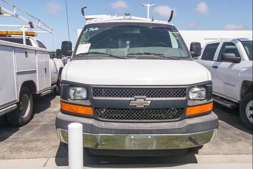 Summit White 2014 Chevrolet Express 2500 Work Van