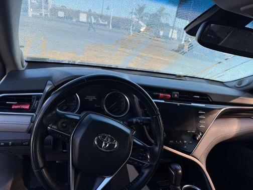 2018 Toyota Camry XLE