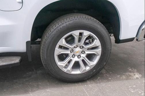Polar White Tricoat 2026 Chevrolet Silverado 1500 LTZ