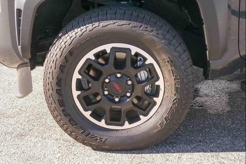 2024 Toyota Tacoma Hybrid TRD Off Road