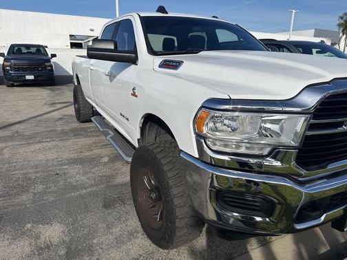 2021 RAM 2500 Big Horn Crew Cab 4x4 8' Box