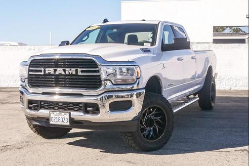 2021 RAM 2500 Big Horn Crew Cab 4x4 8' Box