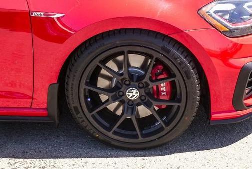 2018 Volkswagen Golf GTI 2.0T S 4-Door