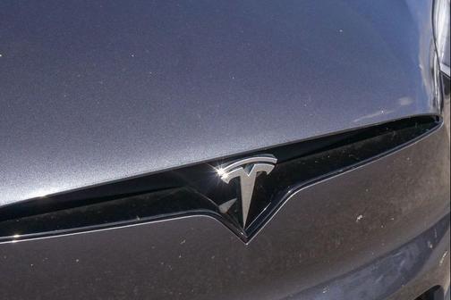 Midnight Silver Metallic 2022 Tesla Model X Plaid Tri Motor All-Wheel Drive