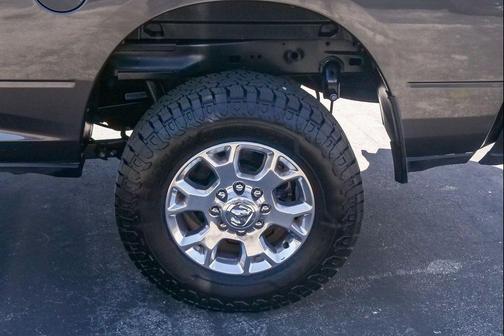 2024 RAM 2500 Laramie Crew Cab 4x4 6'4' Box