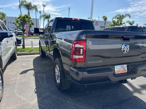 2024 RAM 2500 Laramie Crew Cab 4x4 6'4' Box