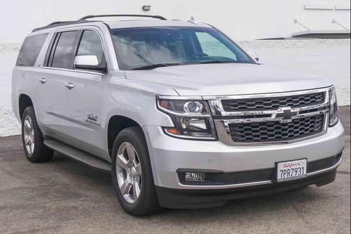 Silver Ice Metallic 2016 Chevrolet Suburban LT
