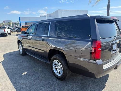 2018 Chevrolet Suburban LT