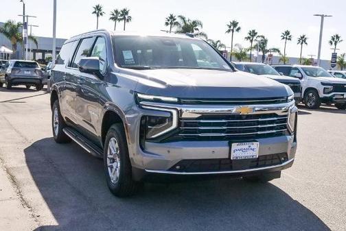 2026 Chevrolet Suburban LT