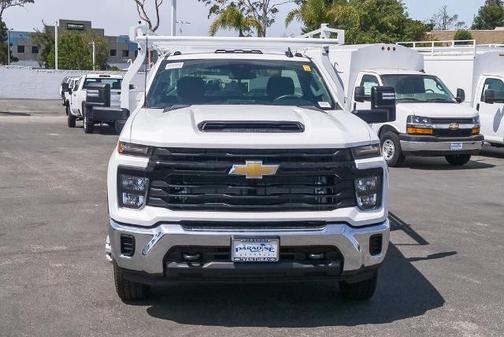 2025 Chevrolet Silverado 3500 WT