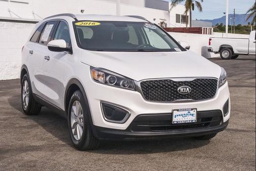2016 Kia Sorento LX