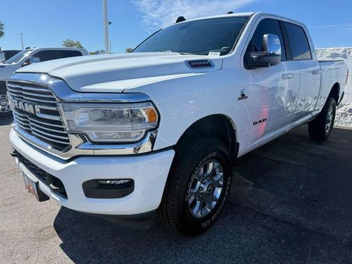2024 RAM 2500 Laramie Crew Cab 4x4 6'4' Box