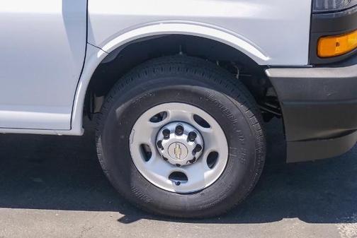 2025 Chevrolet Express 2500 RWD 2500 Extended Wheelbase WT