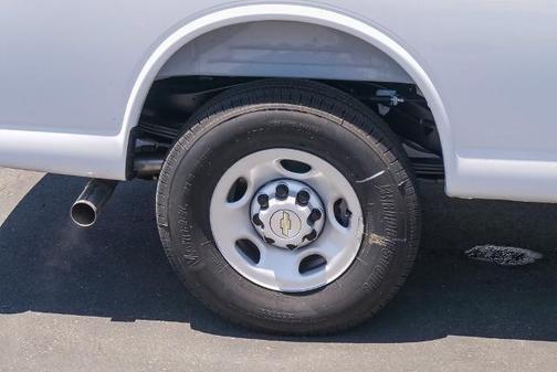 2025 Chevrolet Express 2500 RWD 2500 Extended Wheelbase WT