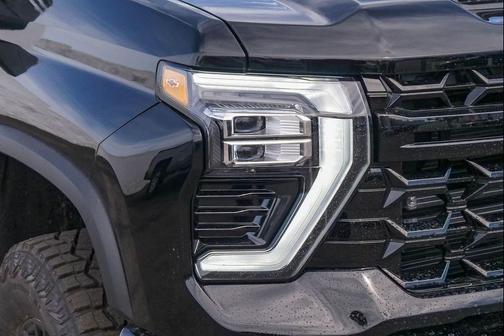 Black 2026 Chevrolet Silverado 2500 Crew Cab, Standard Bed, XR2, 4WD