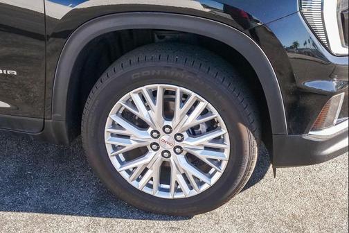 2024 GMC Acadia FWD Elevation