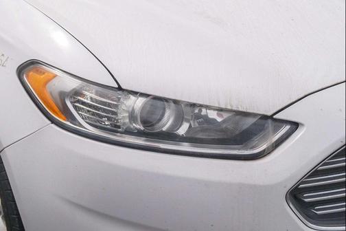 Oxford White 2014 Ford Fusion SE