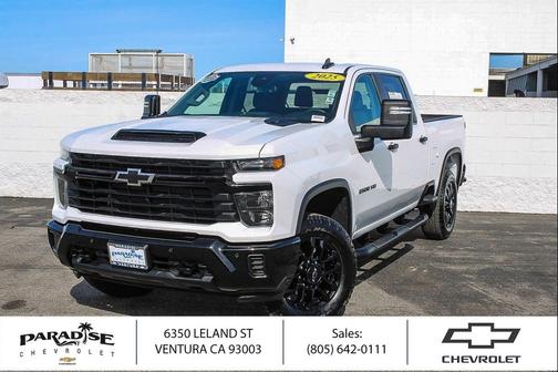 Summit White 2025 Chevrolet Silverado 2500 Custom