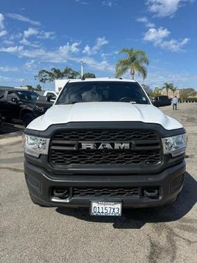 2022 RAM 2500 Tradesman Crew Cab 4x4 6'4' Box