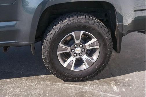 Graphite Metallic 2017 Chevrolet Colorado Z71