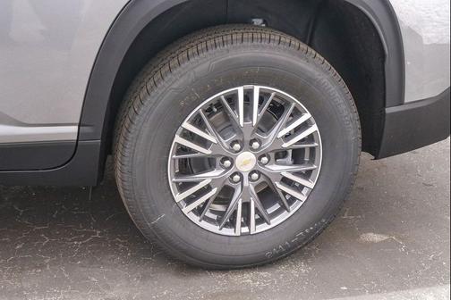 Sterling Gray Metallic 2026 Chevrolet Traverse LT